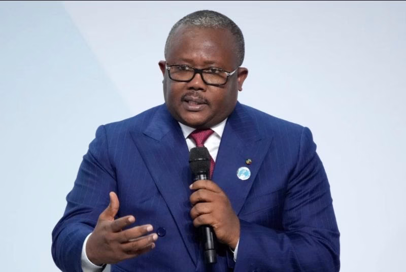 Guinea-Bissau military detains president